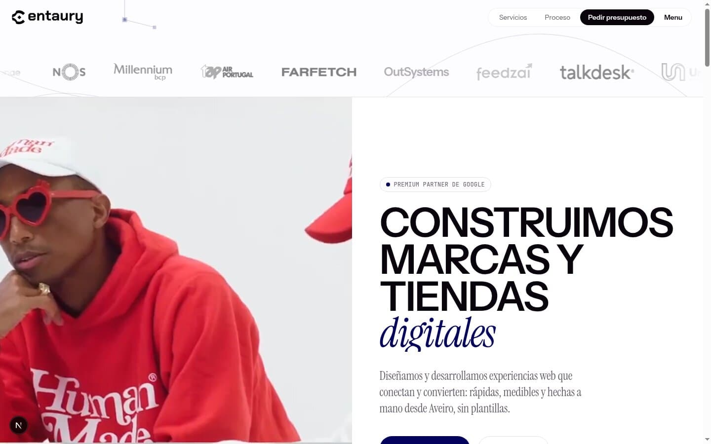 Captura de una landing de Centaury con vídeo y titular